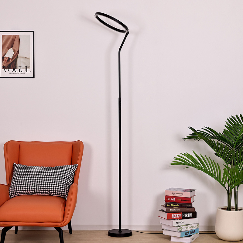 Cât de simplu lampada de podea cu LED poate transforma iluminatul casei tale?