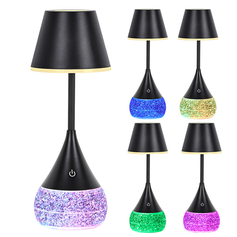 Lampa de birou LED de bază lichidă cu formă metalică